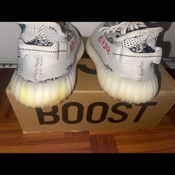 Yeezy 350 zebra - Picture 3 of 8